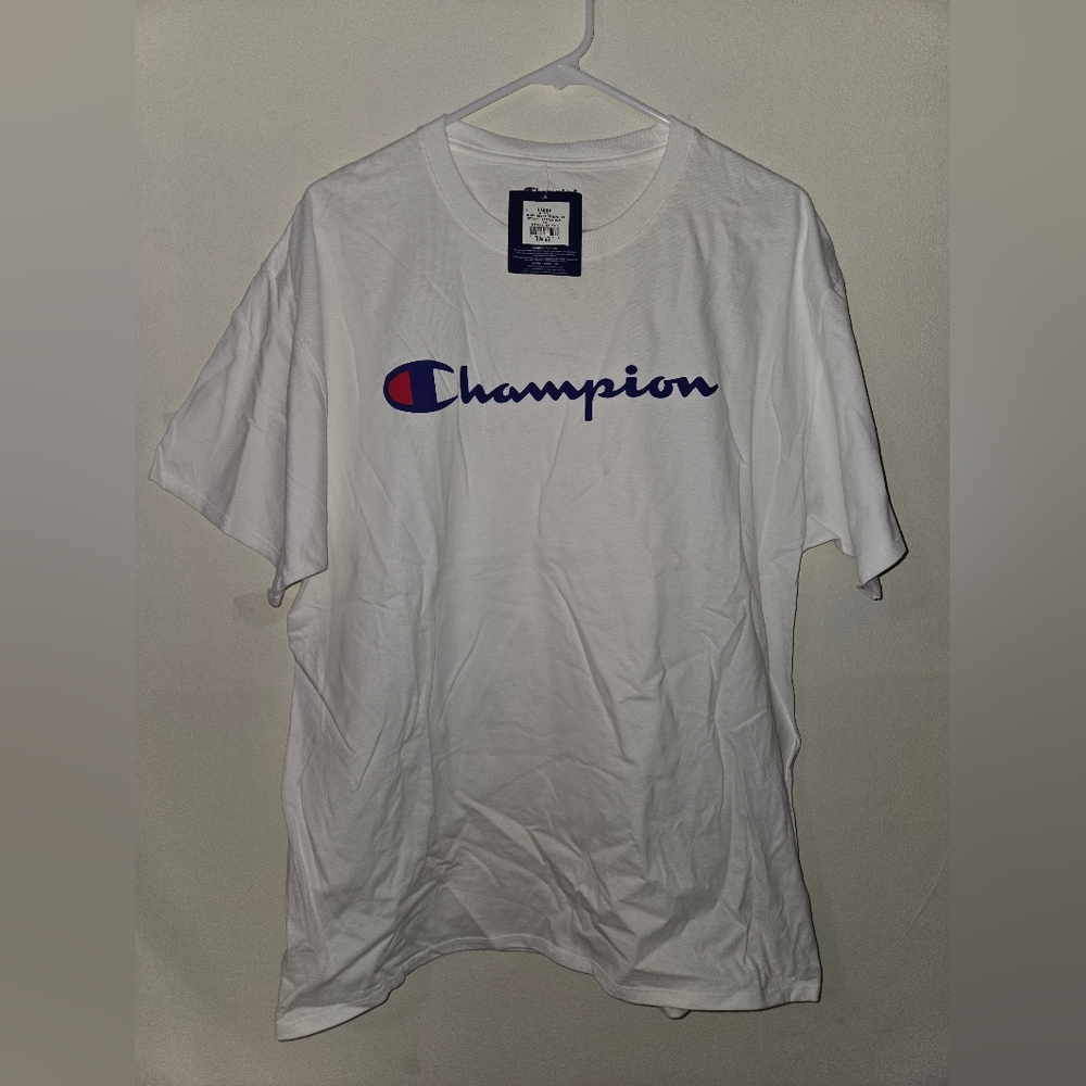 Men's Champion T-Shirt Size LG NWT